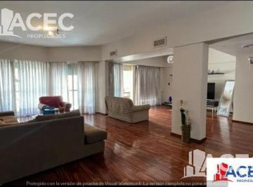 Departamento · 220m² · 4 Ambientes · 1 Cochera · Alquiler - Departamento - Piso Exclusivo - Barrio Martin