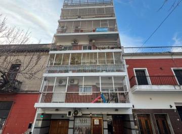 Departamento de 3 ambientes, Barracas · Departamento de 3 Ambientes con Dependencia - Azara Al 200