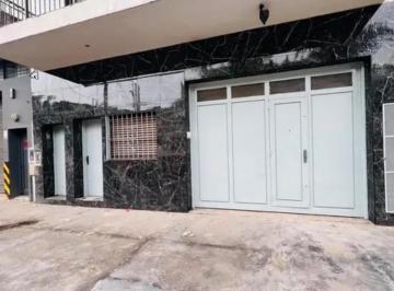 Bodega-Galpón · 400m² · Alquiler Galpon Ramos Mejia