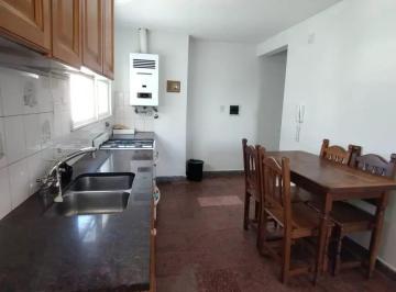 Departamento · 75m² · 3 Ambientes · Departamento en Alquiler en La Plata Centro