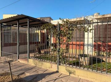 Casa de 5 ambientes, Godoy Cruz · Alquiler Casa Barrio Epa en Carrodilla