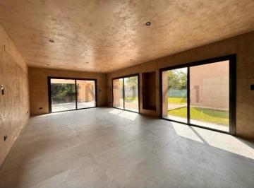 Casa · 254m² · 4 Ambientes · 2 Cocheras · Casa en Venta Liceo Maipu Mendoza