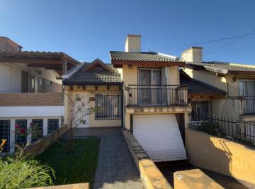 Casa de 5 ambientes, La Falda · Casa de 115 m² con 3 Dorm. en Venta en Barrio Parque Jardin