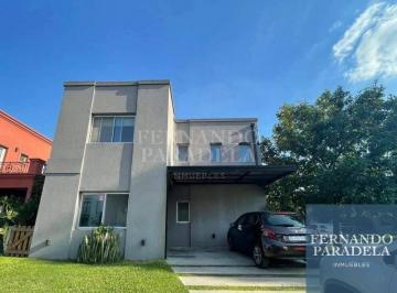 FPI-FPI-103_2 · Casa en Venta de 3 Dorm. C/ Cochera en La Reja