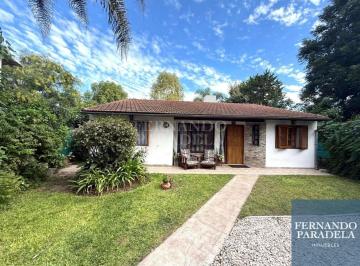 FPI-FPI-135_2 · Casa en Venta de 3 Dorm. C/ Cochera en Villa Gobernador Udaondo