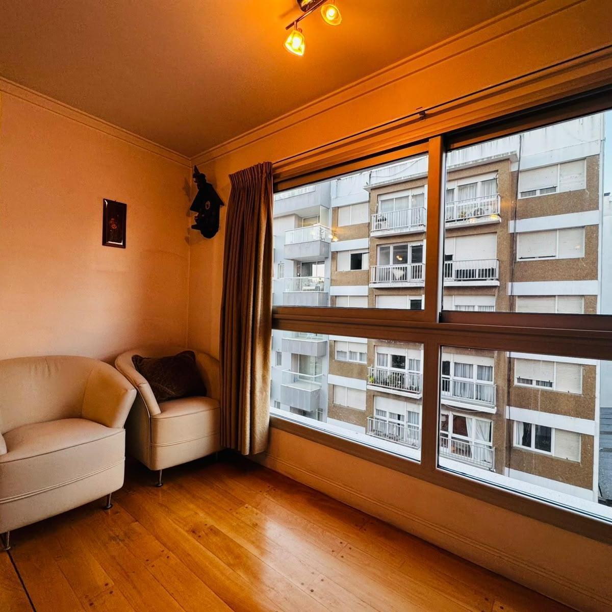 Depto 3 amb, 70m² con cochera cubierta — Plaza Mitre