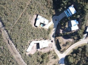 Terreno · 1203m² · Lote en Venta de 1200 m² Country La Deseada Recibo Menor