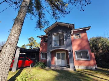 Casa · 160m² · 6 Ambientes · 6 Cocheras · Casa en Venta Barrio Fincas de Maschwitz Apta Credito