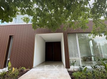 Casa · 220m² · 5 Ambientes · 1 Cochera · Casa en Venta en Castaños, Nordelta, Tigre