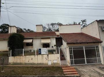 Casa de 3 ambientes, Salta · Casa en Venta C/ Cochera en Otros Barrios