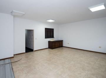 Casa · 105m² · 4 Ambientes · 3 Cocheras · Casa en Venta 2 Dorm. - B° San Martín