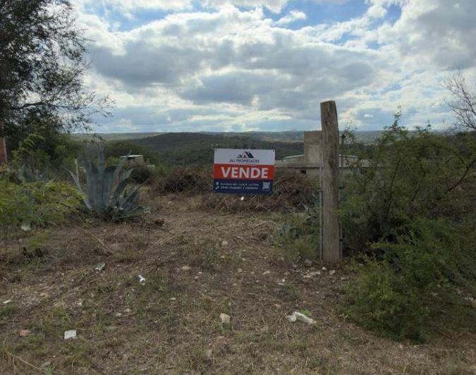 Terreno · 900m²