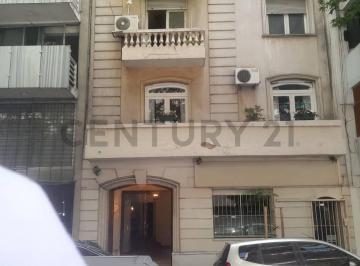 Departamento · 140m² · 4 Ambientes · Piso en Venta en Recoleta