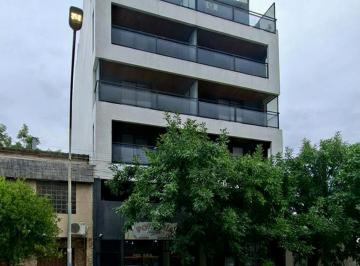 Departamento · 46m² · 2 Ambientes · Alberdi | Departamento 1 Dormitorio con Balcón a 3 Cuadras Nuevocentro Shopping
