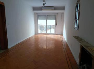 living · Departamento de 4 Ambientes en Almagro