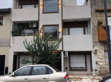 Departamento de 2 ambientes, Villa Luro · Excelente 2 Ambientes con Vista Al Frente - Villa Luro