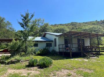 Quinta vacacional · 100m² · 3 Ambientes · Casa Quinta en Venta en Los Hornillos, San Javier, Córdoba