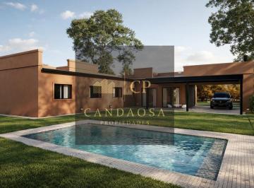 Casa · 153m² · 4 Ambientes · 1 Cochera · Adg. Casa a Estrenar en Barrio Matisse