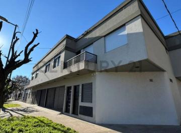 Oficina comercial · 43m² · 3 Ambientes · 1 Cochera · Departamento en Venta.