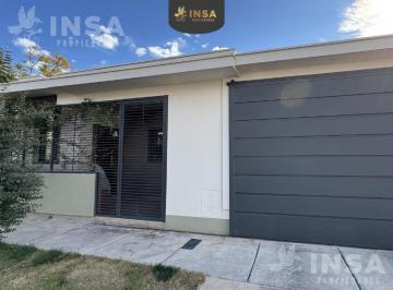 Casa · 124m² · 4 Ambientes · 1 Cochera · Casa en San Martin