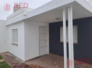 Casa · 57m² · 4 Ambientes · 1 Cochera · Casa en Villa El Libertador