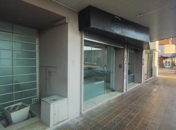 Local comercial de 5 ambientes, Olavarría · Local Comercial de 100 m² en Microcentro