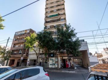 Departamento de 3 ambientes, San Isidro · Excelnte Dto. 3 Ambientes en El Centro de San Isidro – Totalmente Reciclado – Muy Luminoso