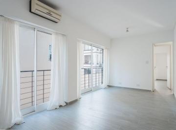 Departamento de 3 ambientes, San Isidro · Excelnte Dto. 3 Ambientes en El Centro de San Isidro – Totalmente Reciclado – Muy Luminoso