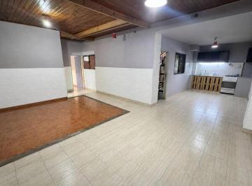 Casa · 200m² · 3 Ambientes · 1 Cochera · Casa 3 Ambientes. | General Ferre Al 2200