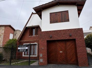 Imagen1 · Venta Casa 4 Amb con Departamento 2 Ambi en Barrio Aeroparque
