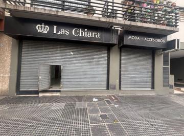 Local comercial , Monte Castro · ¡Excelente Local Comercial en Venta en El Corazón de Monte Castro! Gran Vidriera y Ubicación