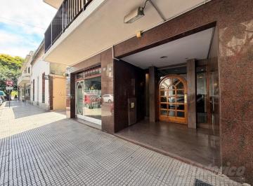 Departamento · 56m² · 3 Ambientes · 1 Cochera · Departamento 2 Dorm. con Cochera Fija y Cubierta en Alquiler en Caballito