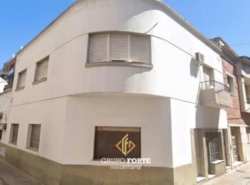 Casa · 200m² · 3 Ambientes · Casa en Venta - Alberdi