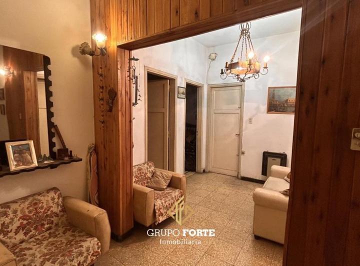 Casa · 200m² · 3 Ambientes