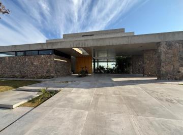 Casa · 495m² · 9 Ambientes · 8 Cocheras · Casa Muelles Puertos Al Lago Central