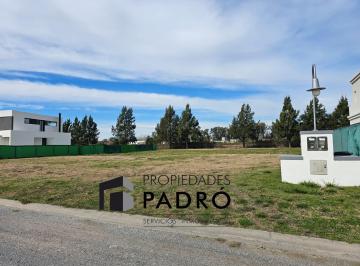 Terreno · 2000m² · Lote 330 en Venta. Everlinks Golf & Country Club, Luján.