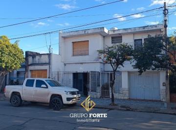 Casa · 70m² · 3 Ambientes · Departamento en Venta con 2 Dorm..