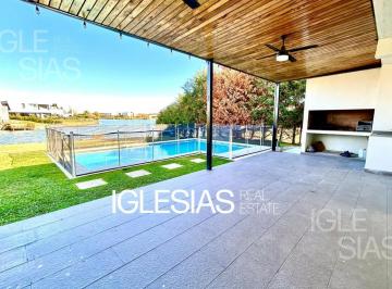 Casa · 150m² · 4 Ambientes · 2 Cocheras · Casa en Alquiler Al Lago, Una Planta, Jardín, Pileta y Gran Espejo de Agua