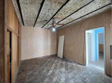 Casa · 68m² · 4 Ambientes · Venta - Casa de Pasillo - Nuestra Señora de Lourdes