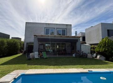 Casa de 4 ambientes, Berazategui · Oportunidad, Casa 4 Ambientes Barrio Cerrado La Reserva Berazategui, Financiacion Privada