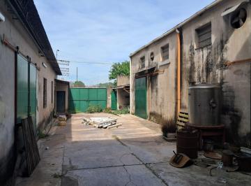 Bodega-Galpón · 588m² · Alquiler Deposito Fabrica Galpon en Mataderos