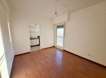 Departamento de 2 ambientes, Agronomía · Alquiler 2 Amb. Muy Luminoso - Agronomía