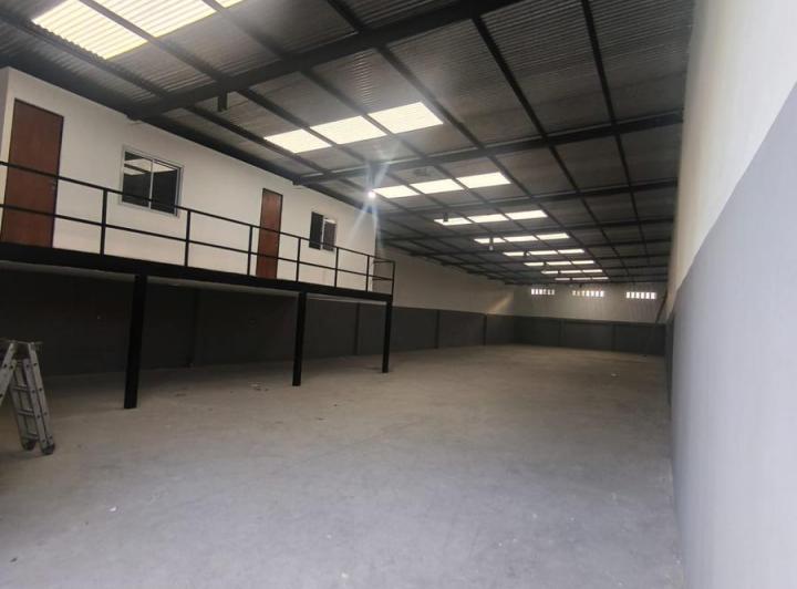 Bodega-Galpón · 509m² · 3 Ambientes