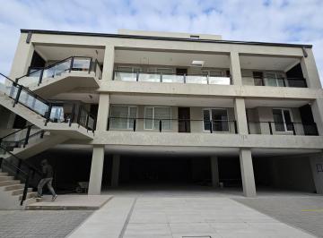 Local comercial · 53m² · 1 Ambiente · Alquiler - Local Comercial - Centro Neuquen Capital