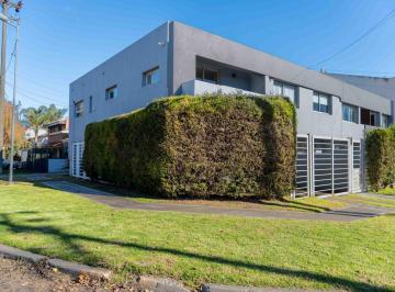 Casa · 140m² · 4 Ambientes · 2 Cocheras · Alquiler 24 Meses | San Carlos Residencial |