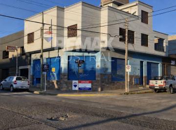 Local comercial · 130m² · Local en Esquina en Excelente Ubicacion - Centro