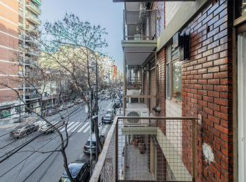 Departamento · 45m² · 2 Ambientes · Alquiler Departamento de 2 Ambientes con Balcón Al Frente en Almagro
