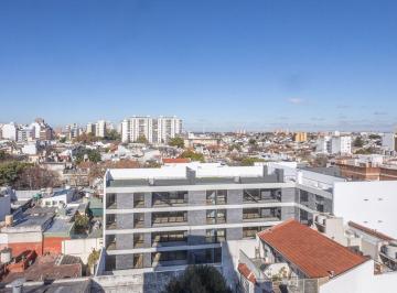 Departamento · 80m² · 4 Ambientes · Venta 3/4 Amb Balcon Luminoso Pqe Chacabuco