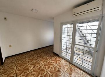 Casa · 45m² · 3 Ambientes · Casa PH en Venta en Parque Batlle 2 Dorm