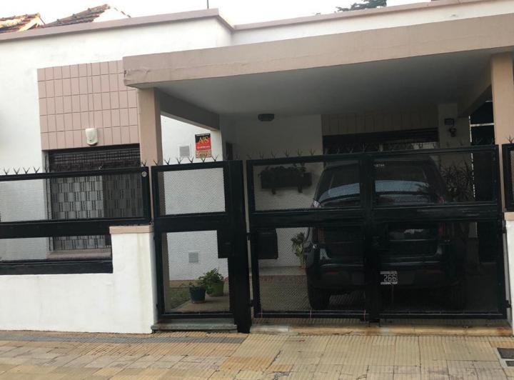 Terreno · 140m² · 4 Ambientes · 1 Cochera